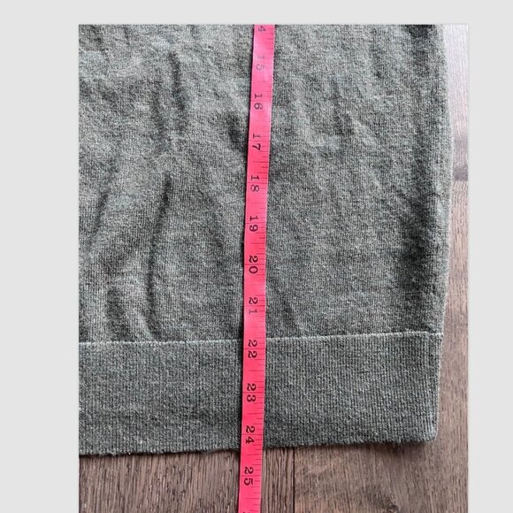 Banana Republic Italian Merino Wool Crewneck Sweater Size L Green Baruffa Knit - Picture 7 of 8